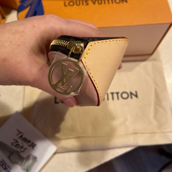 Authentic Louis Vuitton pencil pouch - Picture 4 of 6